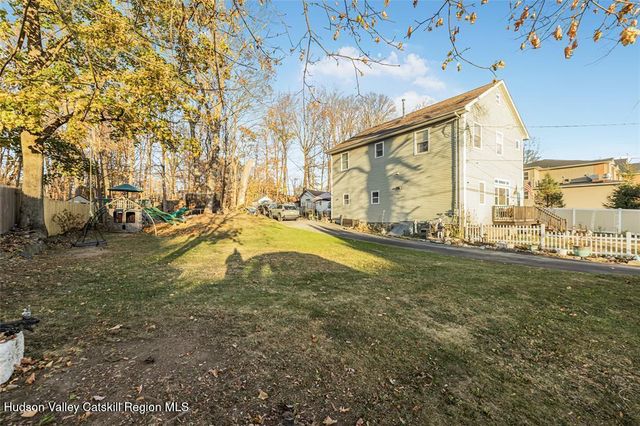 11 Grove Street, Highland, NY 12528