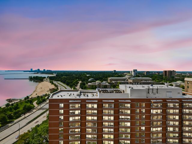 5532 S South Shore Drive 19F, Chicago, IL 60637