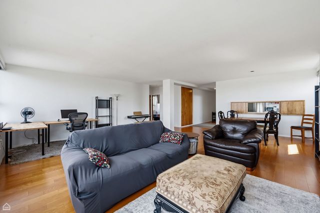 5532 S South Shore Drive 19F, Chicago, IL 60637