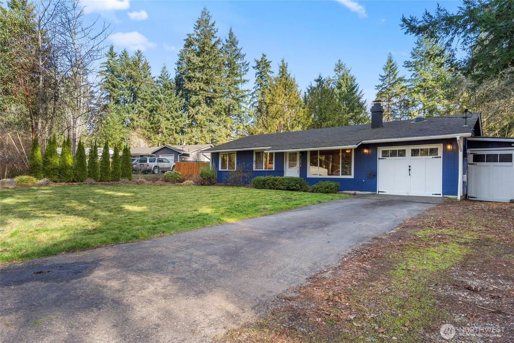 10612 132nd Street Ct NW, Gig Harbor, WA 98329
