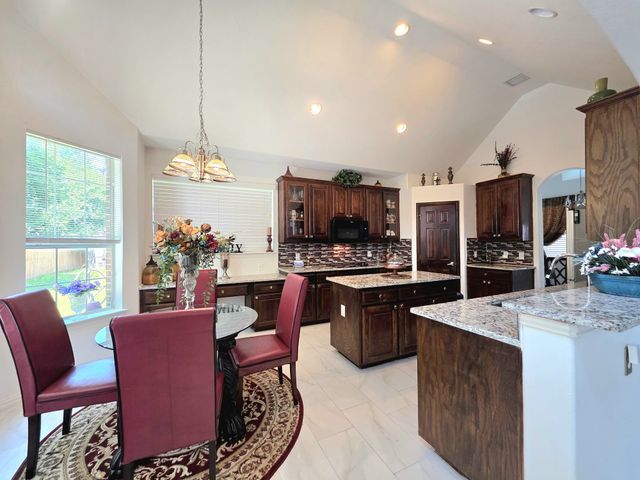 4100 Nicklaus Avenue, Mansfield, TX 76063