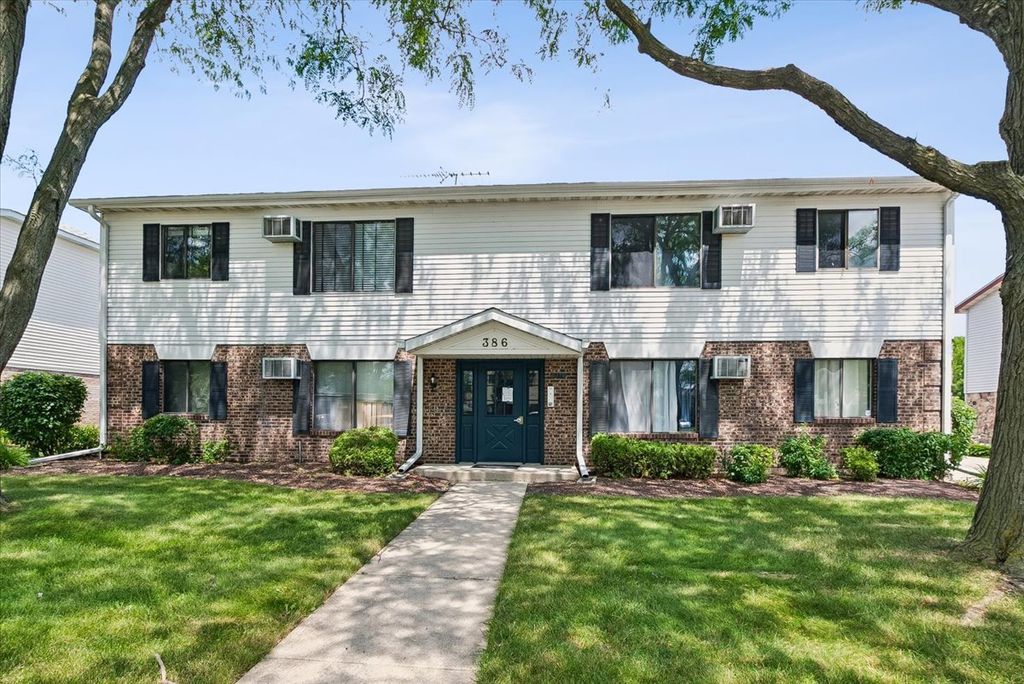 386 Echo Lane 4, Aurora, IL 60504