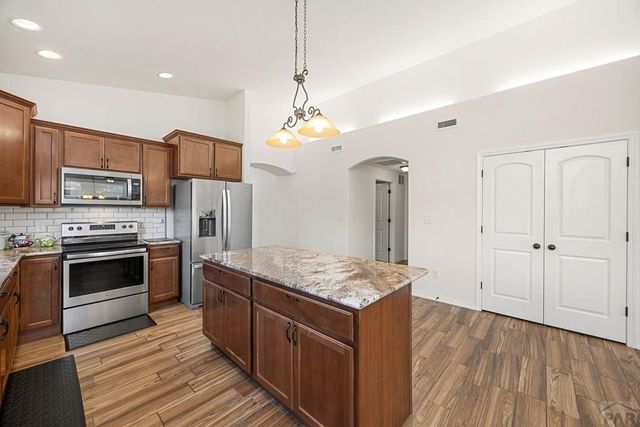 1003 Olivecrest Dr, Pueblo, CO 81005
