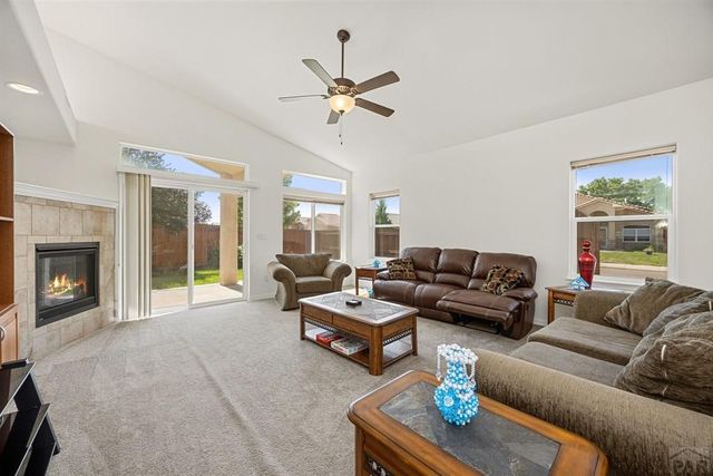 1003 Olivecrest Dr, Pueblo, CO 81005