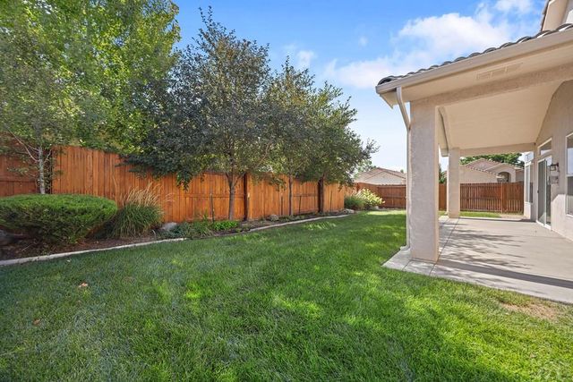 1003 Olivecrest Dr, Pueblo, CO 81005