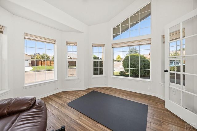 1003 Olivecrest Dr, Pueblo, CO 81005