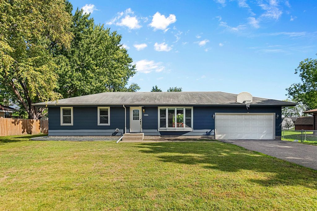 10924 Gettysburg Avenue N, Champlin, MN 55316 — exterior