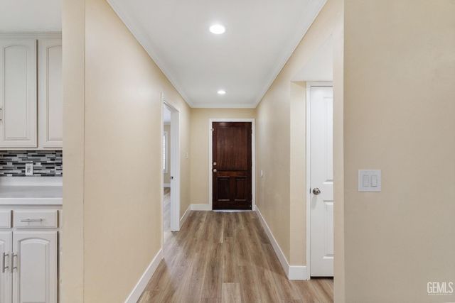 1808 El Portal Drive, Bakersfield, CA 93309