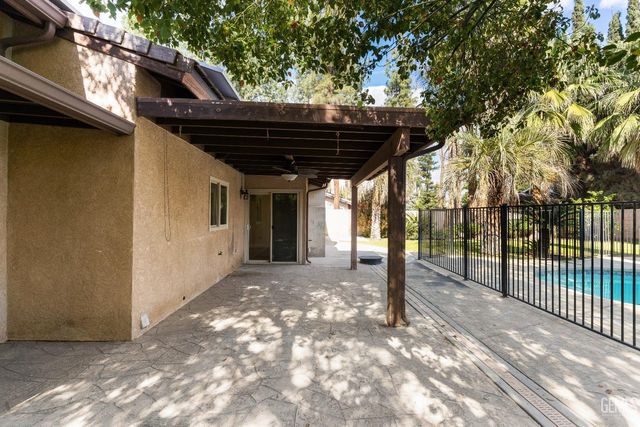 1808 El Portal Drive, Bakersfield, CA 93309