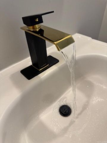 1179 Pinecrest Dr, Camden, AR 71701