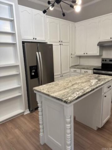 1179 Pinecrest Dr, Camden, AR 71701