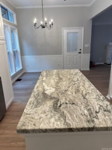 1179 Pinecrest Dr, Camden, AR 71701