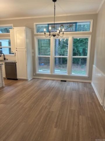 1179 Pinecrest Dr, Camden, AR 71701