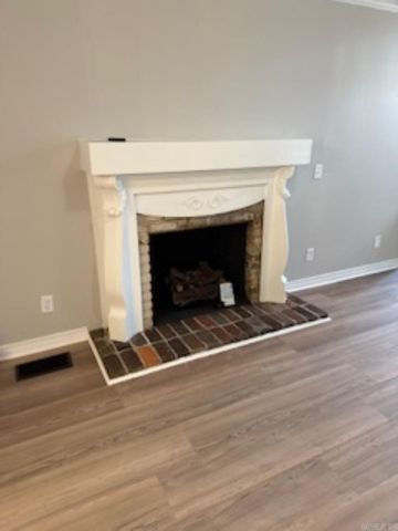 1179 Pinecrest Dr, Camden, AR 71701