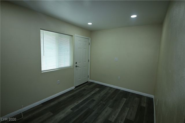 2830 Cedar Street 2, Las Vegas, NV 89104