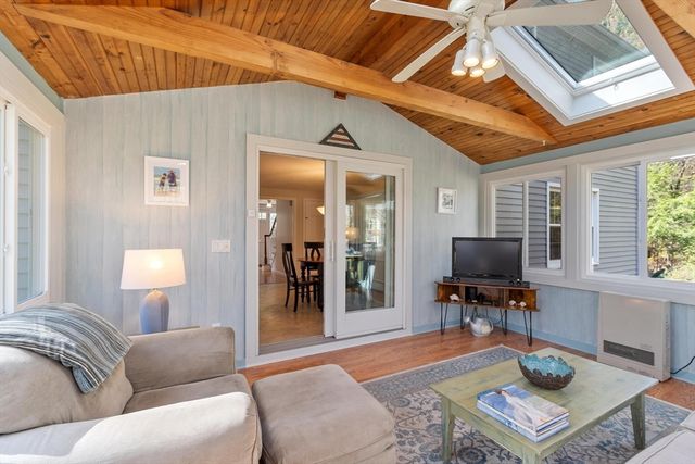 22 Phillips Drive, Westford, MA 01886