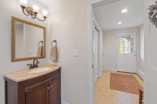 22 Phillips Drive, Westford, MA 01886