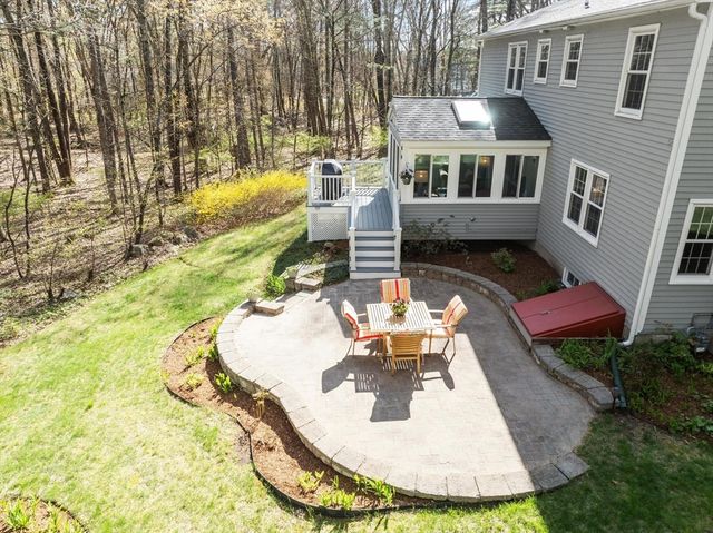 22 Phillips Drive, Westford, MA 01886