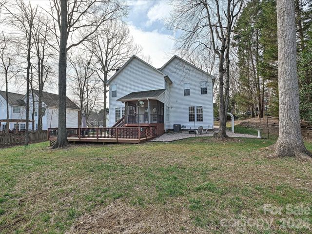 9027 Tayside Court, Huntersville, NC 28078