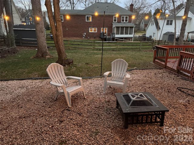 9027 Tayside Court, Huntersville, NC 28078