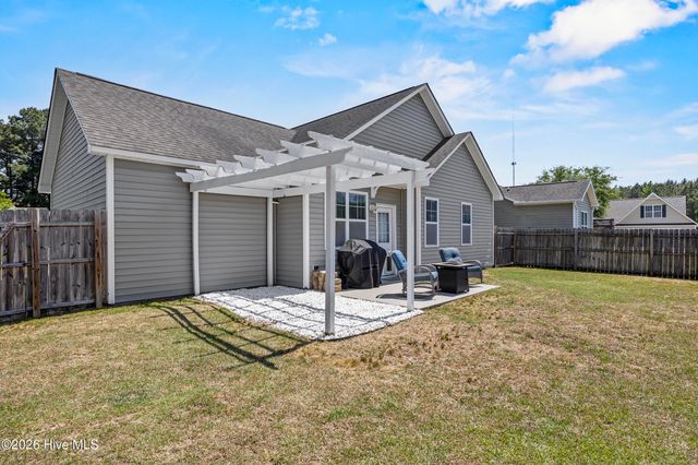 903 Edna Fields Drive, Navassa, NC 28451