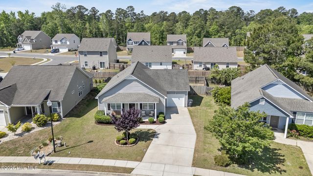 903 Edna Fields Drive, Navassa, NC 28451