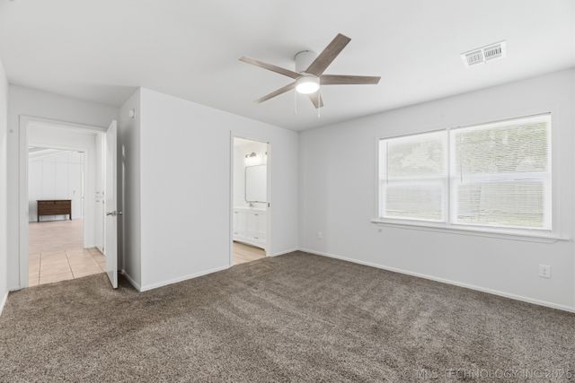1906 Rolling Hills Drive, Bartlesville, OK 74006