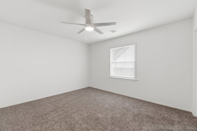1906 Rolling Hills Drive, Bartlesville, OK 74006