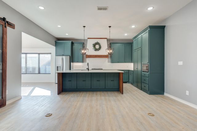 12701 Kenosha Avenue, Lubbock, TX 79423