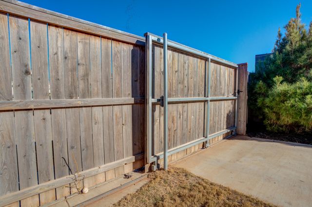 12701 Kenosha Avenue, Lubbock, TX 79423