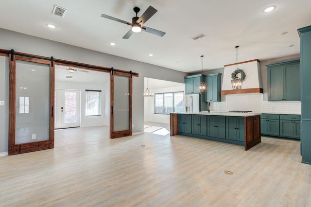 12701 Kenosha Avenue, Lubbock, TX 79423