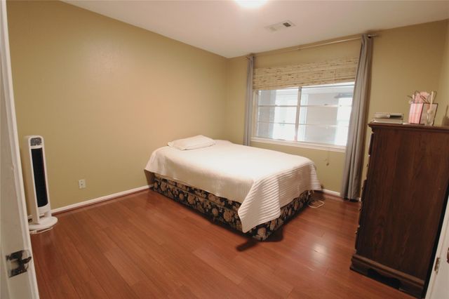 2007 River Falls Drive, Houston, TX 77339
