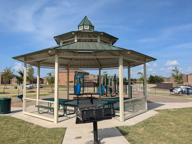 629 Harbor Oaks Drive, Anna, TX 75409