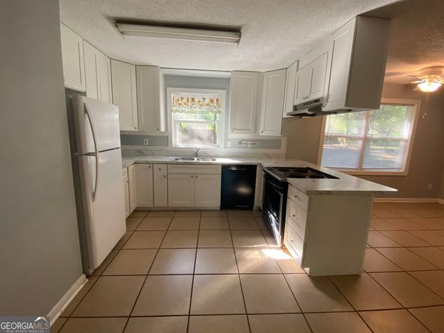 504 Martha Drive, St. Marys, GA 31558