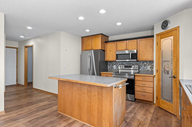 1507 Hidden Trail, Mayer, MN 55360