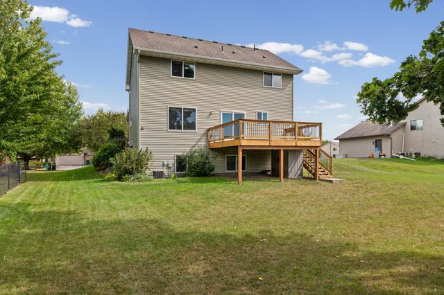 1507 Hidden Trail, Mayer, MN 55360