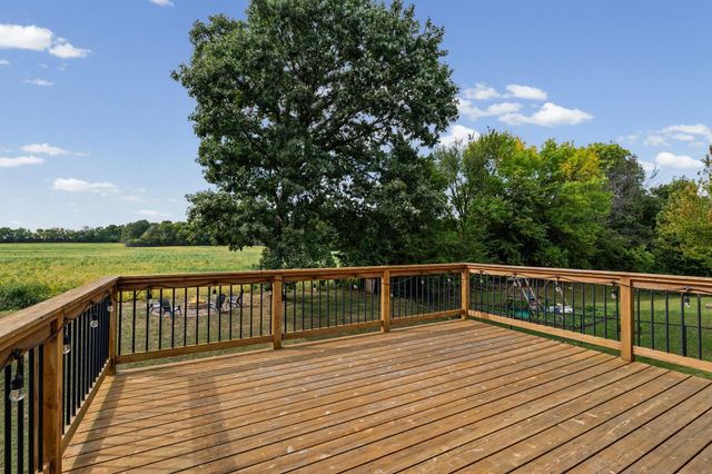 1507 Hidden Trail, Mayer, MN 55360