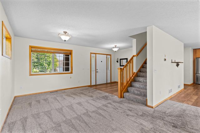 1507 Hidden Trail, Mayer, MN 55360