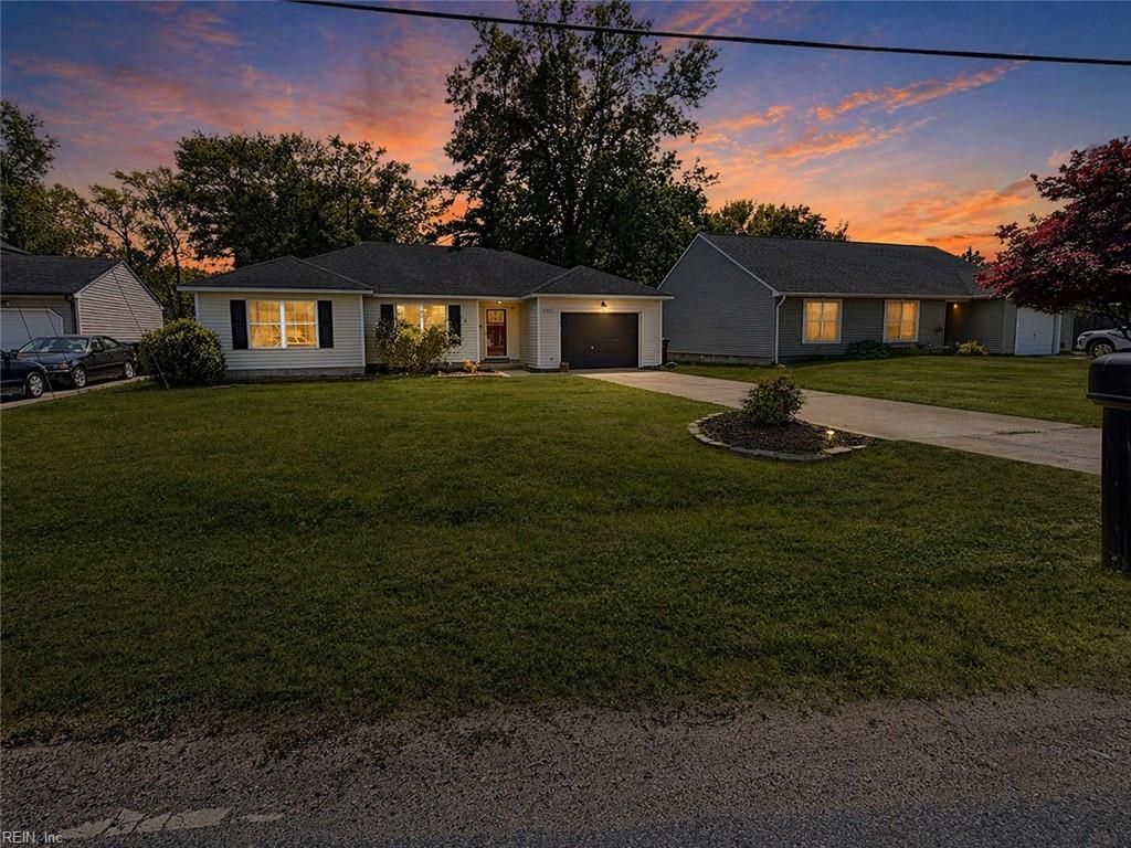 1021 Fentress RD, Chesapeake, VA 23322