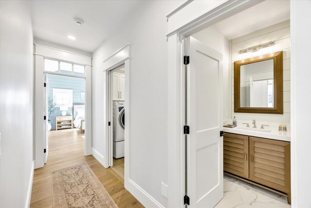 22 Country Club Lane, Mashpee, MA 02649