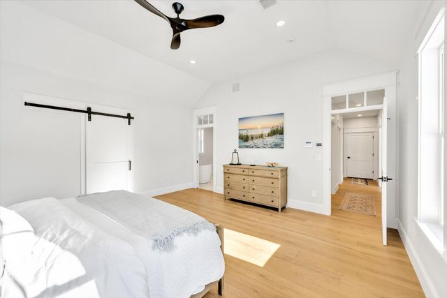 22 Country Club Lane, Mashpee, MA 02649