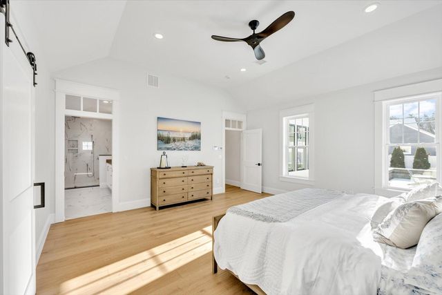 22 Country Club Lane, Mashpee, MA 02649