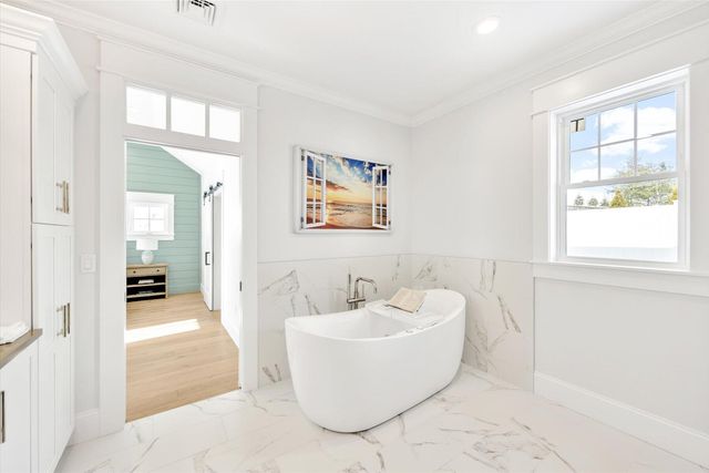 22 Country Club Lane, Mashpee, MA 02649