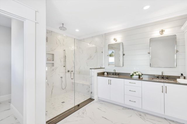 22 Country Club Lane, Mashpee, MA 02649