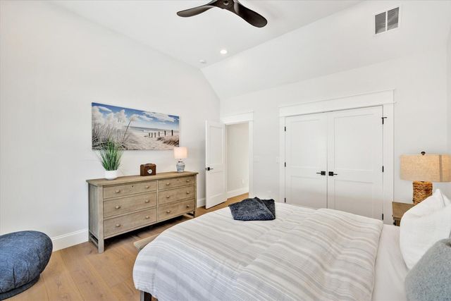 22 Country Club Lane, Mashpee, MA 02649