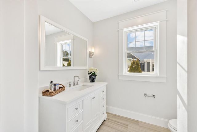 22 Country Club Lane, Mashpee, MA 02649