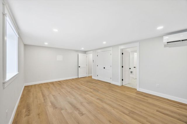 22 Country Club Lane, Mashpee, MA 02649