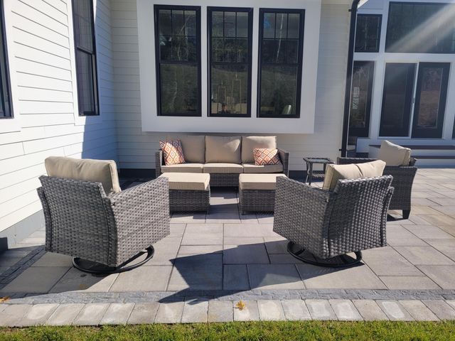 22 Country Club Lane, Mashpee, MA 02649