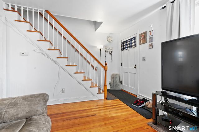 185 Lee Street, West Haven, CT 06516