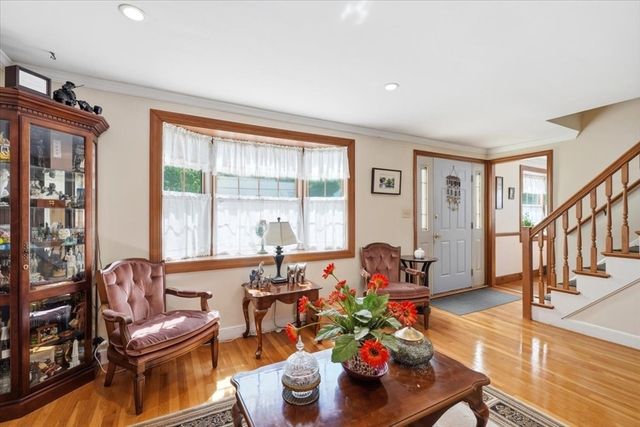 3 Devine Rd, Randolph, MA 02368